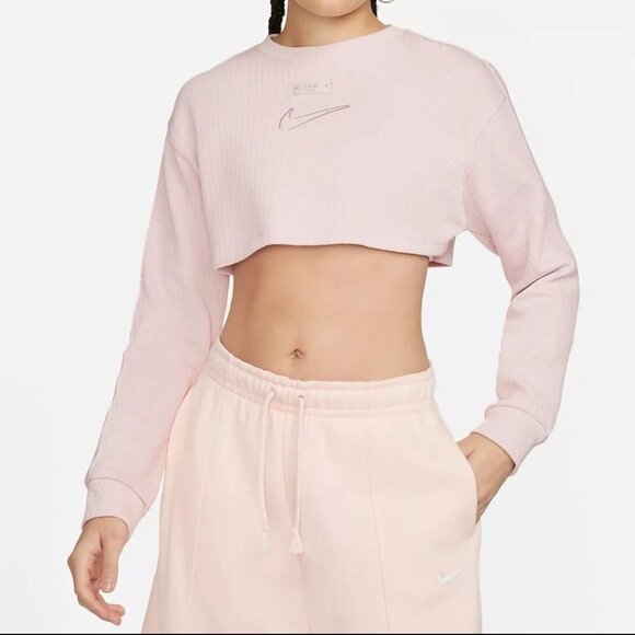 Nike SportswearLong Sleeve Crop TopSize Small
